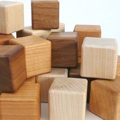 Oil Cake, Wooden Buildings, Olive Oil Cake, Wooden Cubes, Wooden Baby Toys, Kids Wooden Toys, Toy Baby, Cool Woodworking Projects, Waldorf Toys