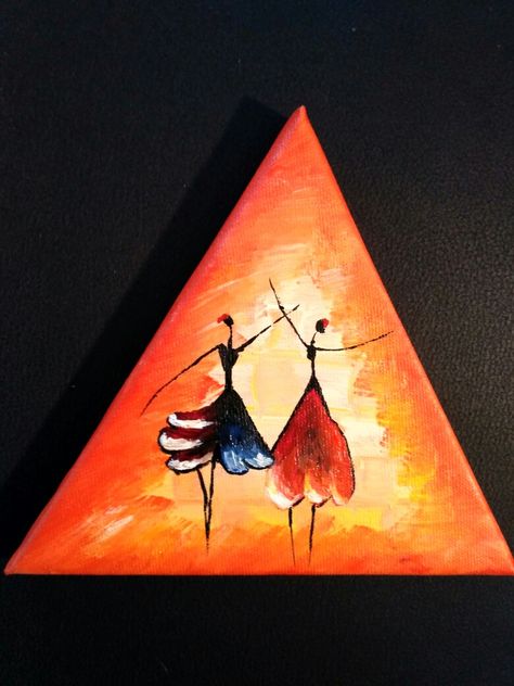 Abstract dance on triangle canvas. Acrylic painting./ Absztrakt táncosok háromszög alakú vásznon. 2018. Triangle Painting Ideas, Triangle Canvas Painting Ideas, Triangle Canvas Painting, Worli Painting, Triangle Canvas, Class Art Projects, Canvas Board Painting, Canvas Acrylic Painting, Flag Painting