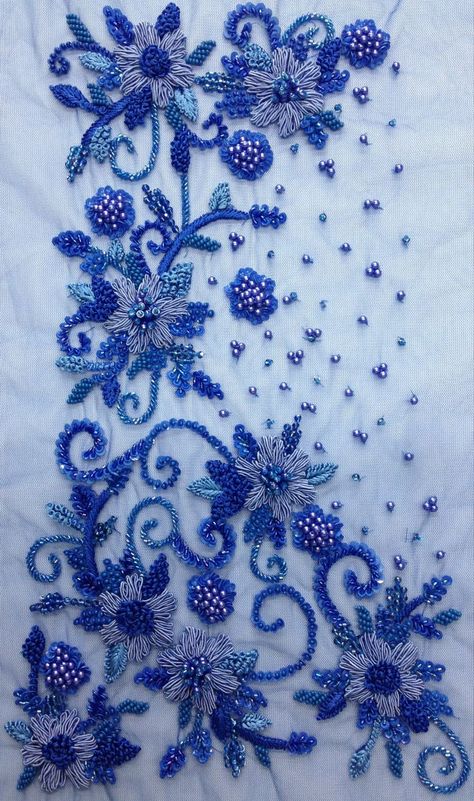 ROYAL BLUE FLORAL HAND EMBROIDERY SWATCH Cut Beads Embroidery, Motif Payet, Inspirasi Payet, Model Payet, Handwork Design, Khatli Work, Embroidery Decor, Embroidery Dresses, Simple Hand Embroidery Patterns