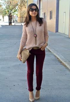 Burgundy Jeans Outfit, Burgundy Pants Outfit, Maroon Pants Outfit, Maroon Pants, Burgundy Background, Burgundy Pants, Burgundy Jeans, Pants Outfit Casual, Background Aesthetic