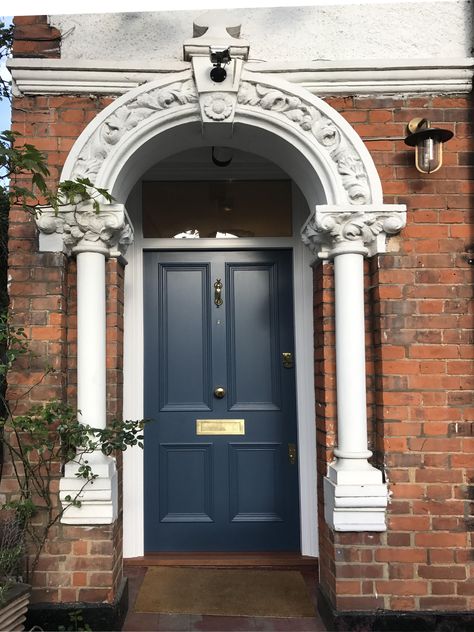 Beautiful Victorian front door painted in "Stiffkey blue" colour. Front Door Surround, Blue Front Doors, Georgian Front Door, London Doors, House Entrance Hall, Victorian Front Door, Front Door Colours, Victorian Front Doors, Traditional Front Doors