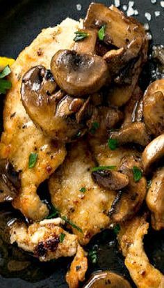 Pan Cooked Chicken Breast, Lemon And Garlic Chicken, Pan Cooked Chicken, Chicken With Mushrooms, Lemon Garlic Chicken, Mushroom Chicken, Garlic Chicken, Poultry Recipes, Mushroom Recipes