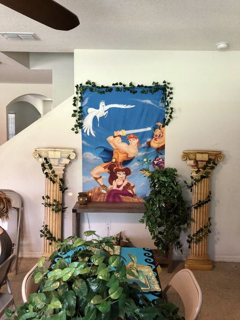 Disney Hercules Birthday Party Decor. Hercules Disney Party, Hercules Birthday Party For Boys, Hercules Party Decorations, Hercules Theme Party, Hercules Birthday Party, Hercules Party, Disney Party Decorations, Meg Hercules, Hercules Disney