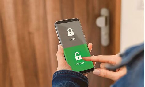 How to Get into A Locked Phone Easily? (Android & iPhone) Home Automation Ideas, Smart Home Ideas, Smart Refrigerator, Find My Phone, Best Smart Home, Motorola Razr, New Technology Gadgets, Unlock Iphone, Home Automation System