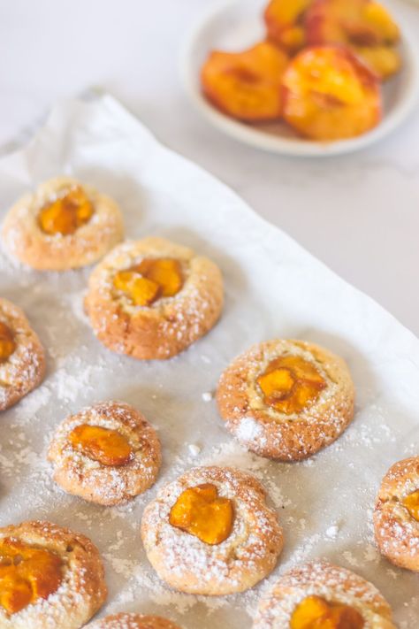 Peach Shortbread Cookies, Fancy Peach Desserts, Peach Cookies Recipe, Peach Cookies, Peach Recipes, Fabulous Friday, Peach Syrup, Fruit Cookies, Blossom Cookies