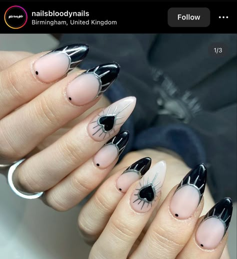 Horror Nails Halloween, Tie And Dye Dress, Ongles Goth, Nail Pics, Horror Nails, Spooky Nails, Latest Summer Fashion, Witchy Nails, Gothic Nails