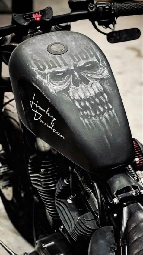 Custom Airbrushing Motorcycles, Airbrushed Tanks, Harley Davidson Images, Hd Sportster, Custom Motorcycle Paint Jobs, Bike Tank, Bobber Style, Custom Paint Motorcycle, Motorcycle Paint Jobs