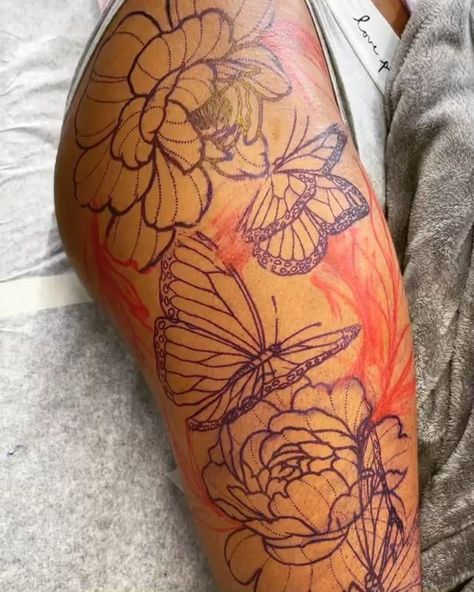 Tattoos Women Thigh, Leg Tattoos Women Thigh, Women Hand Tattoos, Tattoos Mermaid, Tattoos Tree, Tattoos Sunflower, Thigh Piece Tattoos, Tattoos Cross, Chest Tattoo Stencils