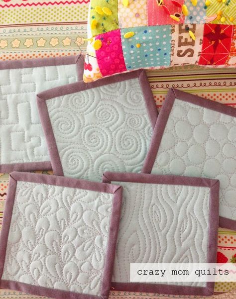 crazy mom quilts: Free Motion Quilting For Beginners (and those who think they can't) Free Motion Quilting For Beginners, Free Motion Designs, Free Motion Quilting Patterns, Machine Quilting Patterns, Freemotion Quilting, Crazy Mom, Diy Broderie, Textil Design, Machine Quilting Designs