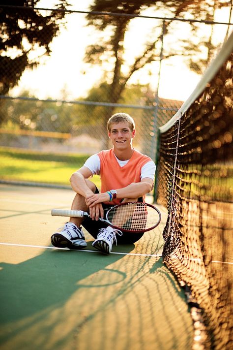 "Kallie Ball Photography- senior photography" Cool tennis pic Tennis Senior Pictures, Tennis Court Photoshoot, Tennis Photoshoot, Senior Pictures Boys Outdoors, Senior Photos Boys, Tennis Photography, Tennis Pictures, Tennis Photos, Senior Boy Poses