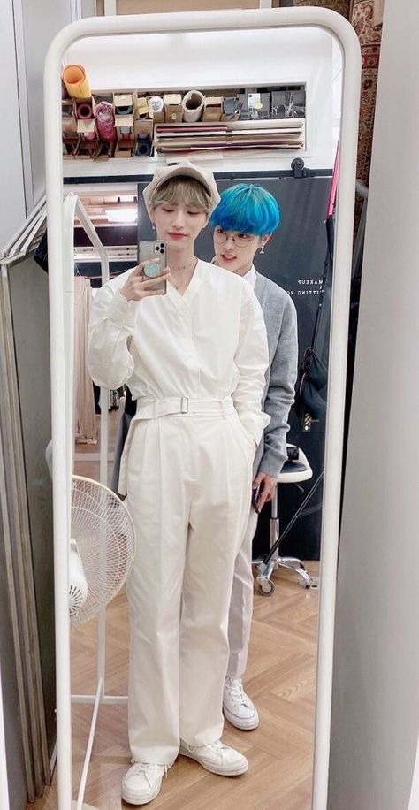 Seonghwa Hongjoong, Ateez Wallpaper, Ateez Seonghwa, Blue Hair, Mirror, Hair, Blue, White