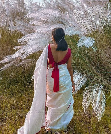 Bengali Photoshoot In Saree, Self Photography, Bengali Bride, Traditional Blouse Designs, Flower Photoshoot, Saree Poses, Fairytale Photography, Self Portrait Poses, Indian Photoshoot