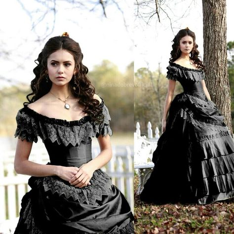 Survivor Katherine Pierce Black Dress, Vampire Elena Gilbert, Katherine Makeup, Ball Gown Victorian, Ball Gowns Victorian, Gown Victorian, Katherine Pierce Outfits, Vampire Cosplay, Victorian Era Dresses