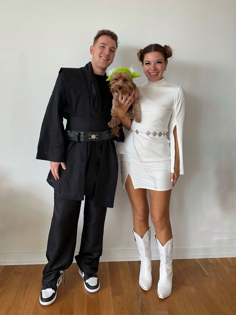 Star Wars Couple Costume, Disney Couple Costumes, Star Wars Outfit, Star Wars Halloween Costumes, Unique Couple Halloween Costumes, Halloween Coustumes, Star Wars Halloween, Fantasia Disney, Pretty Halloween Costumes