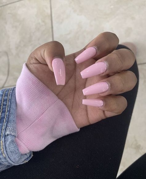 Pinterest | ashleynxoxo✨ #nails Ongles Rose Pastel, Acrylic Nails Natural, Baby Pink Nails, Acrylic Nail Shapes, Nails Yellow, Acrylic Coffin, Coffin Nails Long, Pink Acrylic, Summer Acrylic Nails