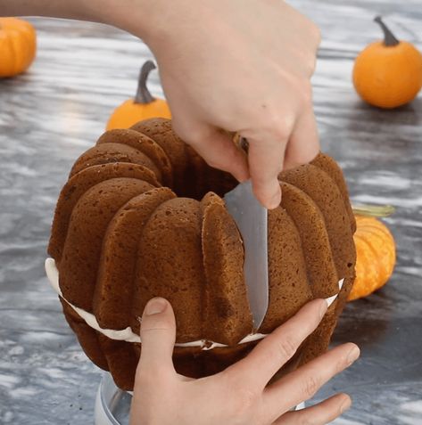 Pumpkin Bundt Cake - Preppy Kitchen Bundt Cake Decorations, Thanksgiving Cakes Decorating, Pumkin Cake, Pumpkin Shaped Cake, Fall Birthday Cakes, Cake Bundt, Pumpkin Smash, Pumpkin Bundt, Pumpkin Mold