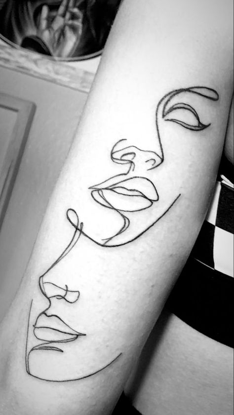 Tattoo Ideas Two Faces, Abstract Face Tattoo For Women, 2 Face Line Tattoo, Women Face Outline Tattoo, Line Art Faces Tattoo, Picasso Face Tattoo, One Line Two Faces Tattoo, Faces Tattoos For Women, Side Profile Tattoo Faces