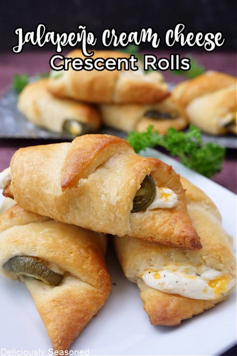 Jalapeno Cream Cheese Crescent Rolls Easy Crescent Roll Recipes, Jalapeno Cream Cheese, Quick Appetizer Recipes, Cream Cheese Crescent Rolls, Cheese Crescent Rolls, Crescent Recipes, Buttered Corn, Appetizer Dishes, Delicious Appetizer Recipes