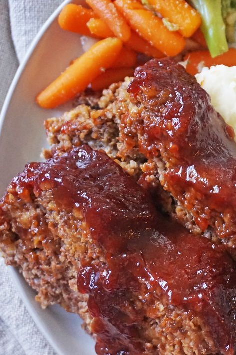 1 Lb Meatloaf Recipes, Rachel Ray Meatloaf, Atkins Meatloaf, Soul Food Meatloaf, Quaker Oats Meatloaf Recipe, Boston Market Meatloaf Recipe, Meatloaf Sauce Recipe, Meatloaf With Bbq Sauce, Traditional Meatloaf Recipes