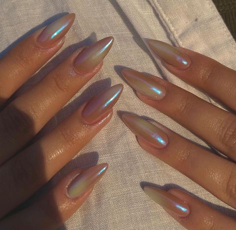 Rainbow Chrome Nails, Aesthetic Nail Design, Aura Nail Designs, Nail Inspo Long, Aura Nail, Aesthetic Nail, Aura Nails, Purple Diamond, Flower Soft