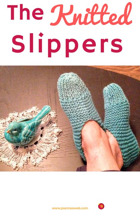 The Knitted Slippers complete video tutorial. Find it in our channel Joanne's Web. https://youtu.be/AxZ7kVQ3Gkg . . . #Knitting #KnittingPatterns #InstaKnit #Slippers #KnittersofInstagram #Knitstagram Stitch Slippers, Blanket Tutorial, Knit Slippers, Knitted Slippers Pattern, Easy Knitting Projects, Knitting Tutorials, Crochet Youtube, Slippers Pattern, Learn How To Knit