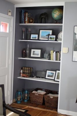 Meadowvale Finds: Built-in Shelves Narrow Closet Organization, Kids Bedroom Remodel, Guest Bedroom Remodel, Home Library Rooms, Small Bedroom Remodel, Home Office Table, Closet Organization Diy, Build A Closet, Room Door Design