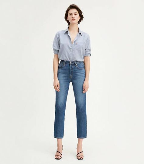 501 Cropped Jeans Outfit, Levis 501 Cropped Jeans, Cropped Jeans Outfit, Jean Styles, Women In Their 30s, Sheer Socks, Styles Women, Distressed Boyfriend Jeans, Levis 501