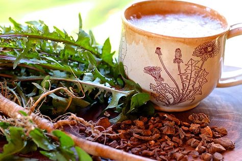 The combination of dandelion root and high quality butter offers many potential benefits for the liver and heart. Roasted Dandelion Root Tea, Roasted Dandelion Root, Grapefruit Bitters, Dandelion Root Tea, Herbal Remedies Recipes, Dandelion Tea, Green Recipes, Dandelion Root, Dandelion Recipes