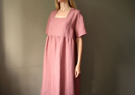 Excited to share the latest addition to my #etsy shop: Pink linen dress L handmade Square neck dress Summer linen dress Midi linen dress Boho dress Linen kaftan Loose fit dress minimalist https://etsy.me/3NvpenM #pinklinendress #loosefitdress #squarenecklinedress Midi Linen Dress, Linen Kaftan, Outfit Designer, Pink Linen Dress, Square Neckline Dress, Dress Minimalist, Summer Linen Dresses, Mode Boho, Linen Midi Dress