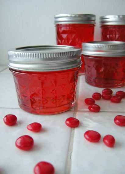 Candy Apple Jelly, I really like this jelly, it's very easy to make. It take quite a while, days even to set which is normal for some jellies I guess. I think next time though I'll make it as syrup instead. Love the way it looks in a jar...beautiful gift. Looks like christmas in a jar!! Candy Apple Jelly, Christmas In A Jar, Morning Pancakes, Food Canning, Homemade Jams, Buttered Toast, Apple Jelly, Canning Jam, Homemade Jelly