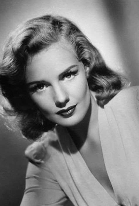 Frances Farmer, Stars D'hollywood, Old Hollywood Actresses, Jean Harlow, Classic Movie Stars, Classic Actresses, Humphrey Bogart, Actrices Hollywood, Hollywood Glam