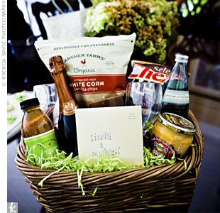 This bride's maids left a "recovery basket" with champagne and snacks in their wedding-night hotel room...so thoughtful! Rehearsal Bbq, Cookie Basket, Snack Basket, Grooms Room, Welcome Basket, Welcome Baskets, Flower Crown Bridesmaid, Gifts For Bride, Honeymoon Suite