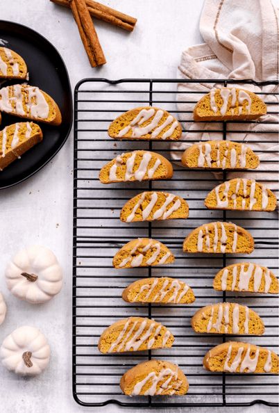 Best Biscotti Recipe, Pumpkin Biscotti, Italian Biscotti, Pumpkin Lasagna, Pumpkin Pudding, Easy Pumpkin Pie, Homemade Pumpkin Puree, Biscotti Recipe, Fall Flavors