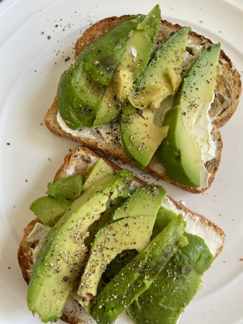 Avocado, avocado toast,yummy, breakfast, morning, healthy food Clean Eating Plan, Pasti Sani, Idee Pasto, Healthy Food Dishes, Eating Plan, Healthy Lifestyle Food, Healthy Food Motivation, Idee Pasto Sano, Food Obsession