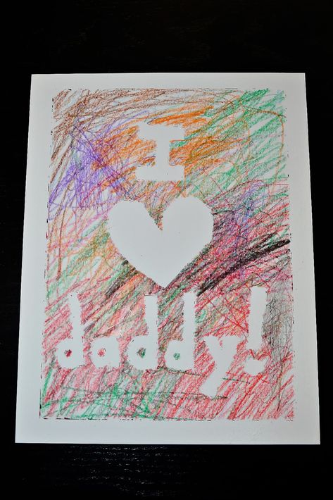 EASY FATHER'S DAY CRAFTS FOR TODDLERS AND PRESCHOOLERS- DIY Father's Day cards and gifts, all homemade and from your toddler or pre-k kids. #fathersday #fathersdaycrafts Dad Birthday Craft, Diy Father's Day Cards, Diy Father's Day Crafts, Dad Crafts, Easy Fathers Day Craft, Anniversaire Diy