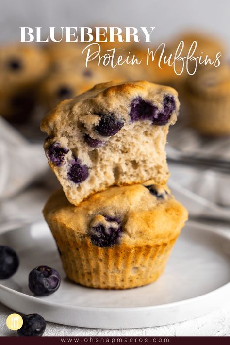 Blueberry Protein Muffins Protein Blueberry Muffins, Protein Powder Muffins, Blueberry Protein Muffins, Df Recipes, Macro Recipes, Healthy Blueberry Muffins, Cake For Breakfast, Clean Snacks, Berry Muffins