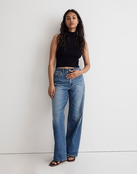 travel tunes - Style At A Certain Age Jeans Outfit Pear Shape, High Waisted Straight Jeans Outfit, Madewell Wide Leg Jeans, Loose Jeans Outfit, High Waisted Straight Jeans, Baggy Straight Jeans, Straight Jeans Outfit, Wide Legged Jeans, Petite Curvy