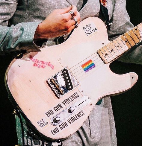 Harry Styles Guitar, Harry Styles, Guitar