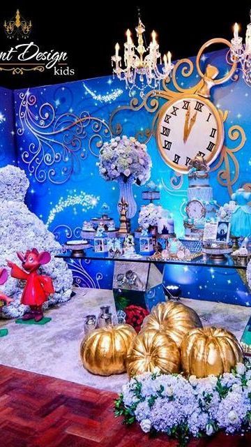 pumpkin Sweet 16 Cinderella Theme, Cinderella Birthday Party Decorations, Cinderella Decorations, Pumpkin Carving Ideas Halloween, Quinceanera Winter Wonderland, Cinderella Party Decorations, Cinderella Quinceanera Themes, Halloween For Kids, Cinderella Sweet 16