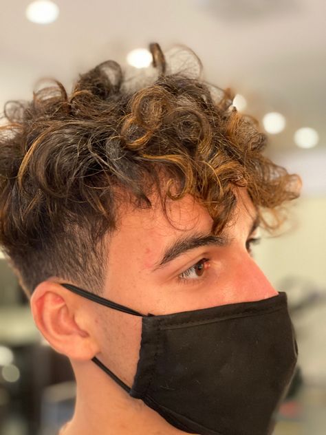 Curly Hair Men With Highlights, Curly Caramel Highlights, Curly Hair Highlights Men, Light Brown Hair Men, Mens Straight Hair, Highlights Men, Top Knot Men, Curly Men, Japanese Hair Straightening