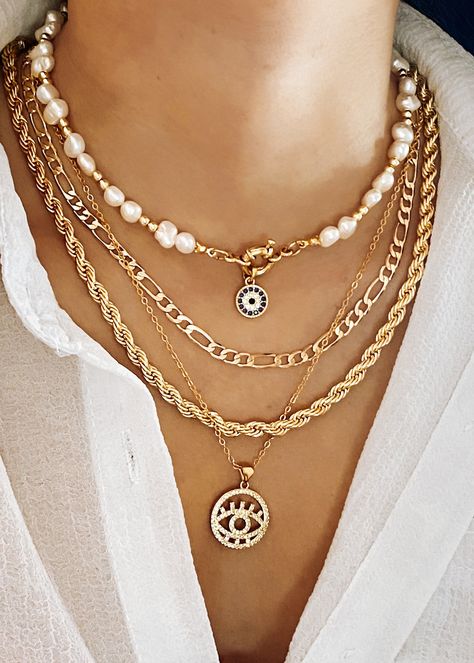 Figaro Necklace, Evil Eye Necklace Gold, Evil Eye Design, Diamond Evil Eye, Talisman Necklace, Figaro Chain Necklace, Gold Pearl Necklace, Diamond Chain, Sell Gold