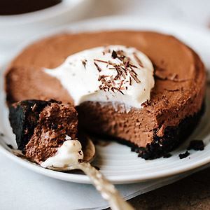 Chocolate Semifreddo Recipe | AGFG Chocolate Semifreddo, Semifreddo Recipe, Romantic Desserts, Best Chocolate Desserts, Honey Yogurt, Bake Cakes, Frozen Chocolate, Cookie Crust, Italian Desserts