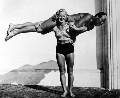 Woman Bodybuilder, Spartan Women, Joe Weider, Retro Gym, Muscle Beach, Fitness Magazine, History Channel, Body Builder, Walt Disney Company