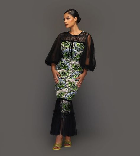 Ankara Pencil Dress, Ankara Midi Dress, Ankara Print Dress, Latest Lace Styles, Kente Fashion, Green Outfits, Dress Ankara, Classy Gowns, Corporate Dress