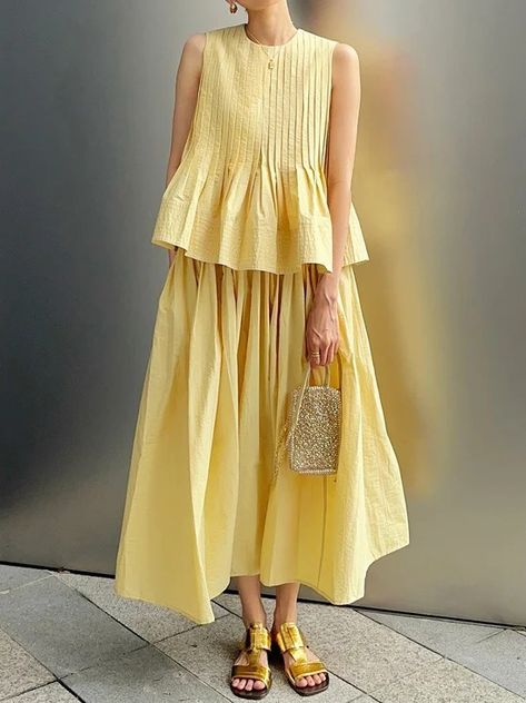 Fashion Elegant Style OUTFIT INSPIRATION Online Shopping Page 4 | stylewe Classic Minimalist Style Summer, V Neck Cotton Dress, Timeless Summer Fashion, Plus Size European Fashion, Scandinavian Summer Style, Casual Garden Party Outfit, Japandi Fashion, Cotton Dress Ideas, Cutesy Style