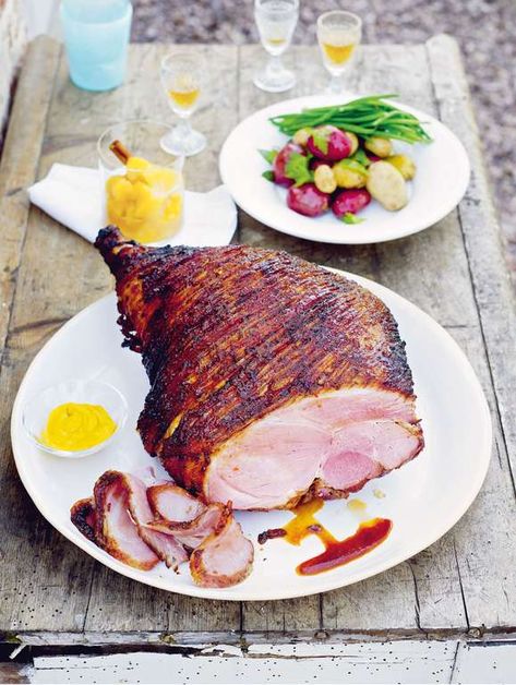 Jerk Ham, Ham Christmas, Baked Ham Recipe, Ham Recipes Baked, Roasted Ham, Christmas Cookbook, Christmas Ham, Ham Recipe, Jamie Oliver Recipes