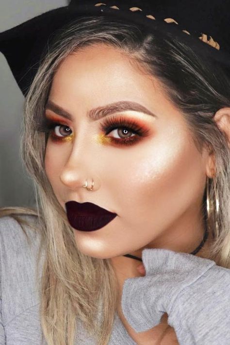 40 Best Fall Makeup Looks And Trends For 2020 Fall Eyeshadow Looks, Thanksgiving Makeup, Fall Eyeshadow, Fall Eye Makeup, Fall Makeup Trend, Plum Lipstick, Face Charts, Makeup For Blondes, Fall Makeup Looks