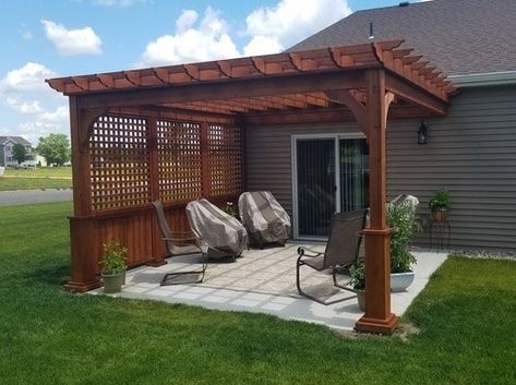 Wooden Privacy Screen, Wall Mounted Pergola, Privacy Planter, Diy Privacy Screen, Diy Outdoor Seating, Wood Aesthetic, Privacy Wall, Deck Privacy, Backyard Layout