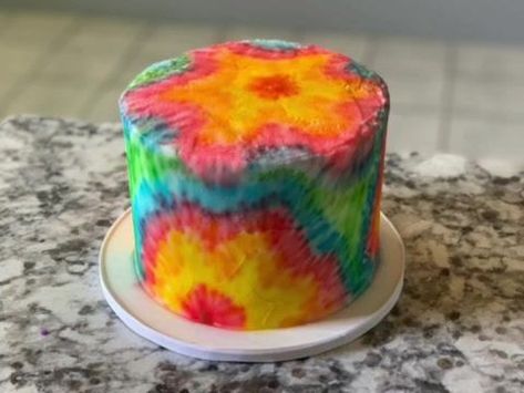 How to airbrush a tie dye effect on a buttercream cake | By Blue Cottage Bakery Tye Dye Cake, Cottage Bakery, Blue Cottage, Morrissey, Buttercream Cake, 7th Birthday, Butter Cream, Sewing Projects, Tie Dye