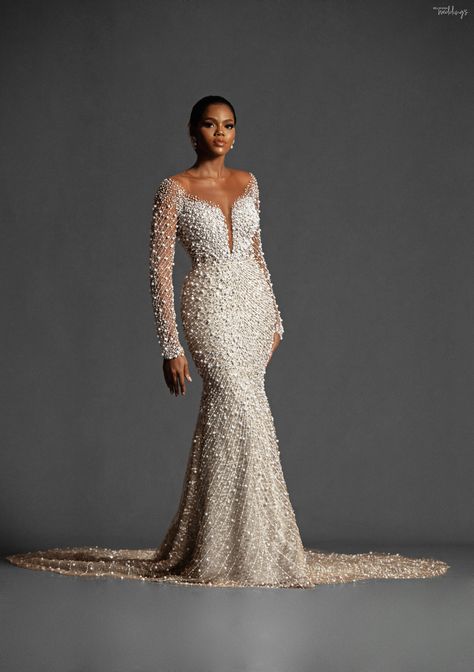 Bride Reception Dresses, Classy Wedding Dress, Dinner Dress Classy, Stylish Wedding Dresses, Fancy Wedding Dresses, Wedding Reception Dress, Fancy Wedding, Dream Wedding Ideas Dresses, Dress Classy